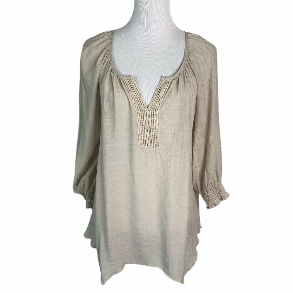 Spence -Crochet V Neck Hem Blouse